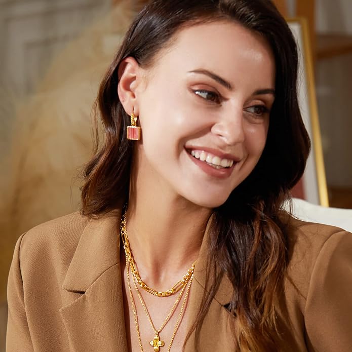 FRUMOS 18K Gold Plated Chunky Hoop Earrings for Women Fashion Thick Gold Hoops Set Jewelry for Birthday Christmas Gifts