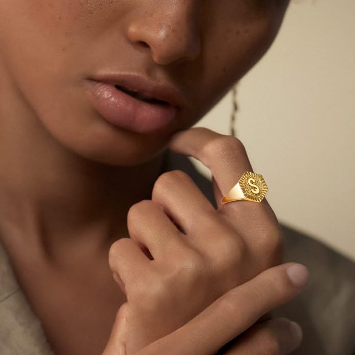 KeyStyle Bold Initial Letter Rings Adjustable, GoldChic Jewelry Women Gold Statement Ring Personalized Engraved Women’s Open Signet Ring for Party (Gold, White Gold, Black)