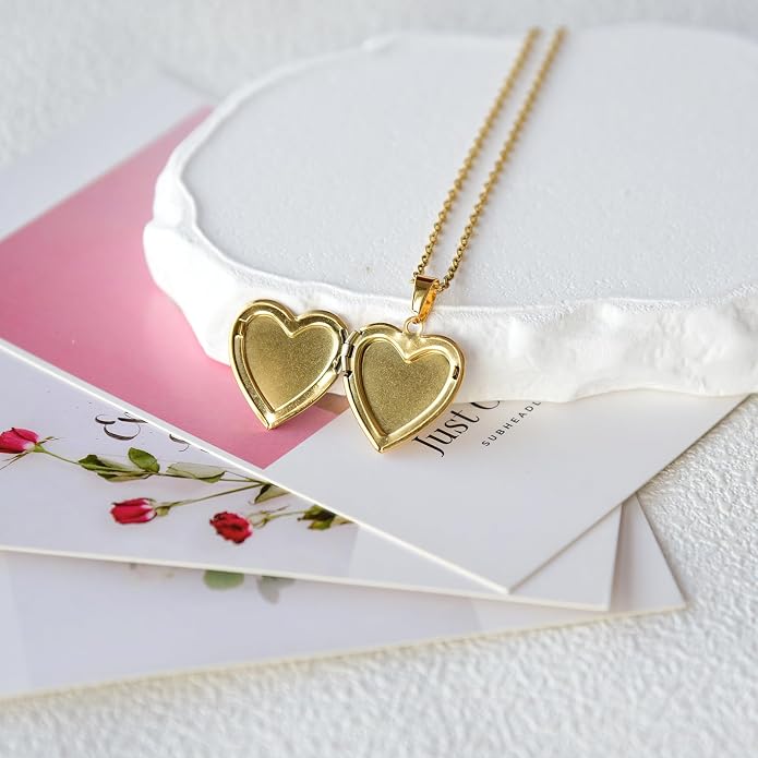 Heart Locket Necklace That Holds Pictures Pressed Flower Photo Locket Pendant Necklace for Girl Women Gift for Her