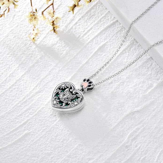 SOULMEET Personalized Silver Locket Necklace That Holds Pictures Photo Keep Someone Near to You, Memorial Custom Lockets Necklaces Letters Engraving for His Her