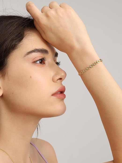 FRUMOS 18K Gold Plated Brass Bracelet for Women, Dainty Adjustable Chain Bracelet, Hypoallergenic Fashion Jewelry for Daily Wear