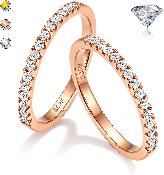 GEMQUEEN 2Pcs Moissanite Rings for Women : 18K White Gold Plated 925 Sterling Silver Engagement Ring Eternity Wedding Band Dainty Moissanite Stackable Jewelry Set D Color VVS1 Clarity Size 4-10