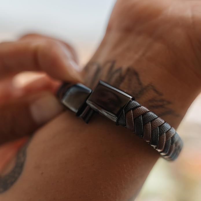 SERASAR | Premium Bracelet for Men in Genuine Black & Brown Leather | Magnetic Stainless Steel Clasp | Jewelry Box Included | Great Gift Idea