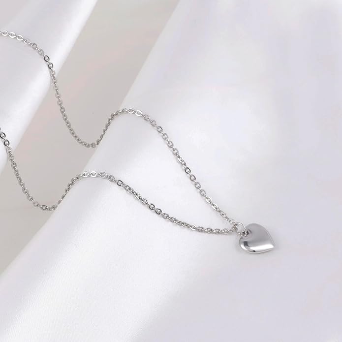Milakoo Stainless Steel Pendant Necklace for Women Heart Charms Link Chains 23" Length Lobster Clasp