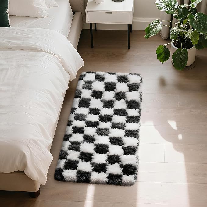 Checkered Rug for Bedroom, 2x4 Black and White Area Rugs, Classic Checkered Carpets Shag Area Rug, Bedside Rugs for Living Room Bedroom Room Home Decor