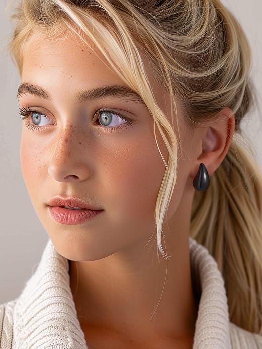 KeyStyle Chunky Gold Hoop Earrings for Women Trendy, Stainless Steel TearDrop Hoops Earring, Lightweight Water Drop Ear Jewerly