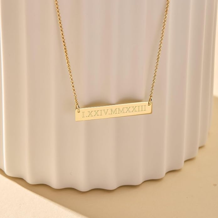 EVE'S ADDICTION Roman Numeral Necklace - Custom Engraved Gold Roman Numeral Date Necklace - Personalized Women's Necklace - Graduation Gift - Gifts for Mom