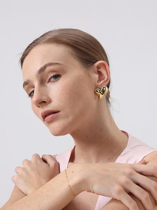 FRUMOS 18K Gold Plated Chunky Hoop Earrings for Women Fashion Thick Gold Hoops Set Jewelry for Birthday Christmas Gifts