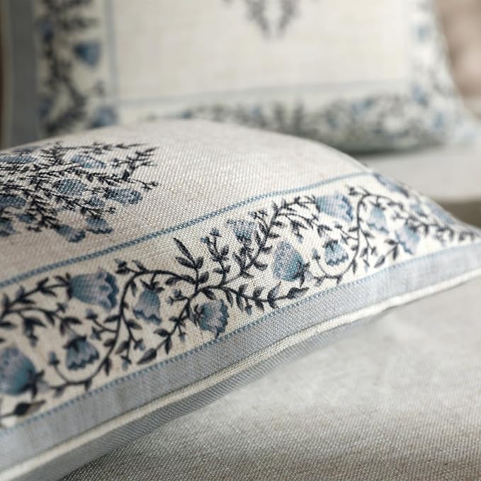 ISAENNE Designer Linen Throw Pillow Cover,Set of 2,18"x18"-Segerman A | Elegant Chinoiserie Square Pillow Cover,Concealed Zipper Design,Floral Pattern,Sofas,Bedroom,Living Room,Lounge Chairs