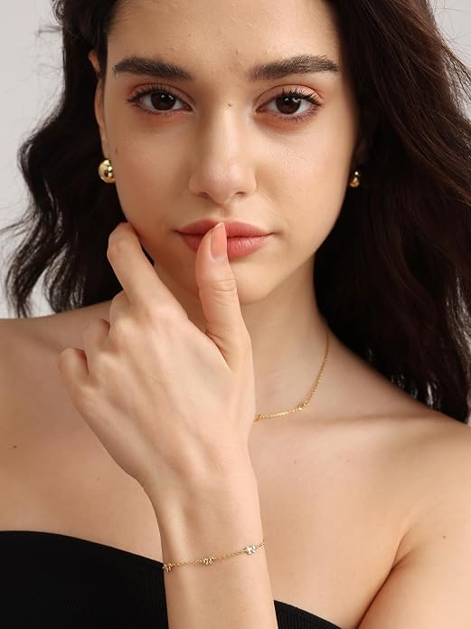 FRUMOS 18K Gold Plated Brass Bracelet for Women, Dainty Adjustable Chain Bracelet, Hypoallergenic Fashion Jewelry for Daily Wear