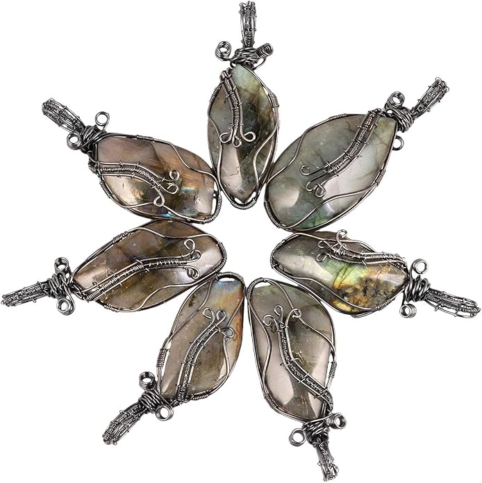 TUMBEELLUWA Labradorite Necklace Irregular Shape Wire Wrapped Quartz Crystal Pendant with Chain Healing Stone Jewelry