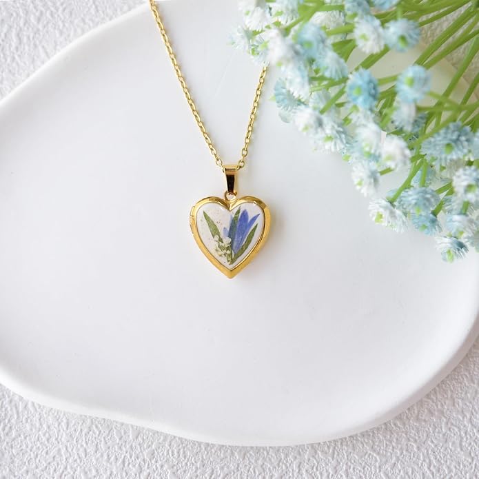 Heart Locket Necklace That Holds Pictures Pressed Flower Photo Locket Pendant Necklace for Girl Women Gift for Her