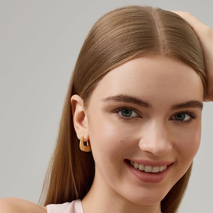 FRUMOS 18K Gold Plated Chunky Hoop Earrings for Women Fashion Thick Gold Hoops Set Jewelry for Birthday Christmas Gifts