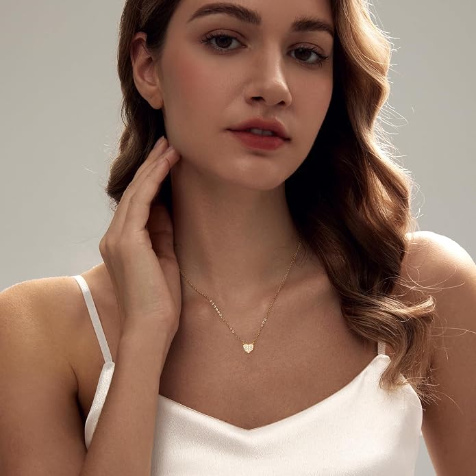 HERIER Cute Heart Necklace Dainty 18k Gold Plated Tiny Heart Pendant Choker Necklaces Small Gold Love Open Heart Chain Necklace for Women Simple Gold Necklace for Women Trendy Jewelry