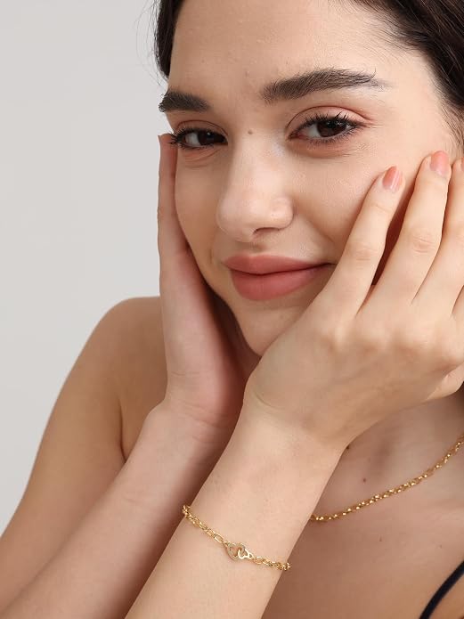 FRUMOS 18K Gold Plated Brass Bracelet for Women, Dainty Adjustable Chain Bracelet, Hypoallergenic Fashion Jewelry for Daily Wear
