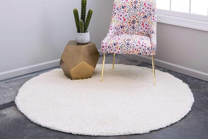 Unique Loom Solid Shag Collection Area Rug (6' 1" Round, Snow White) | Modern solid area rug for dining room, entryway & bedroom. Stain-resistant, easy-care, kid & pet friendly