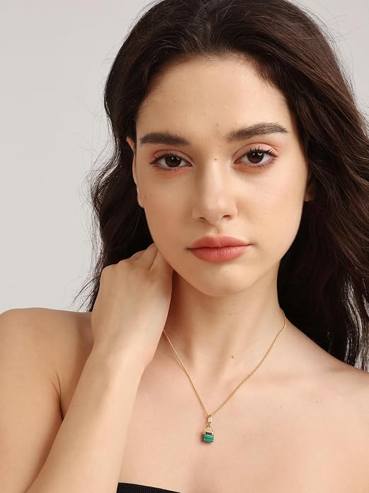FRUMOS Gold Plated Necklace for Women, Dainty Layered Chain Necklace, Fashion Jewelry for Daily Wear