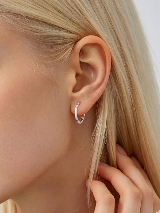 ChicSilver 925 Sterling Silver Huggie Hoop Earrings Small Hoop Earrings for Women Hypoallergenic Silver Huggie Earring Cartilage Earrings for Women (6/8/10/12/14/16/18/20MM)