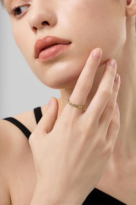 FRUMOS Gold Rings for Women,14K Gold Stacking Rings,Dainty Chunky Bamboo Heart Hammered Two Row Rings for Women Size 6/7/8/9
