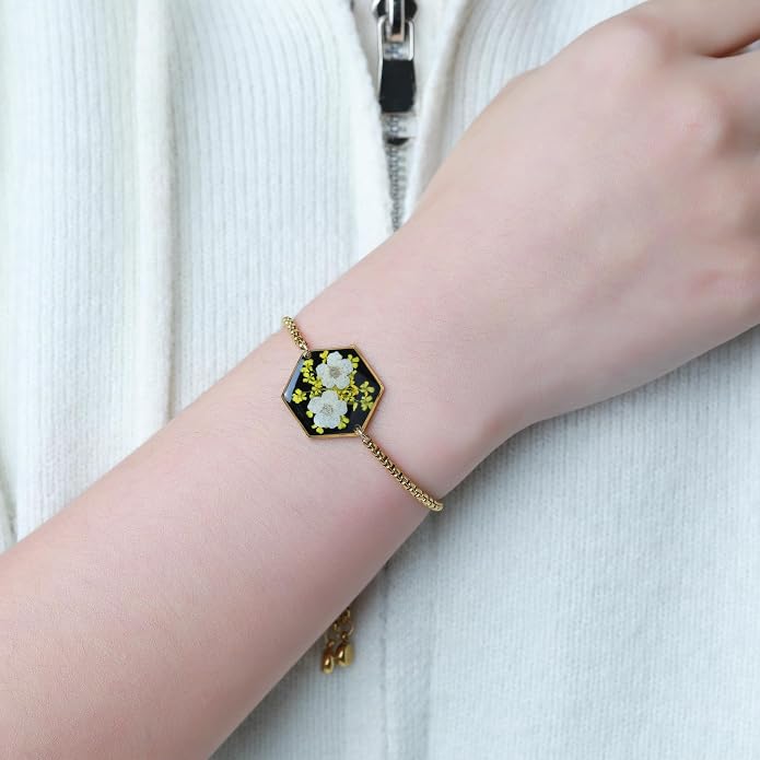 AUNTESIGN Forget-Me-Not Pressed Wildflower Bracelet | Pressed Flower Bracelet | Gold/Silver Pressed Flower Jewelry | Personalized Handmade Jewelry | Gift For Women