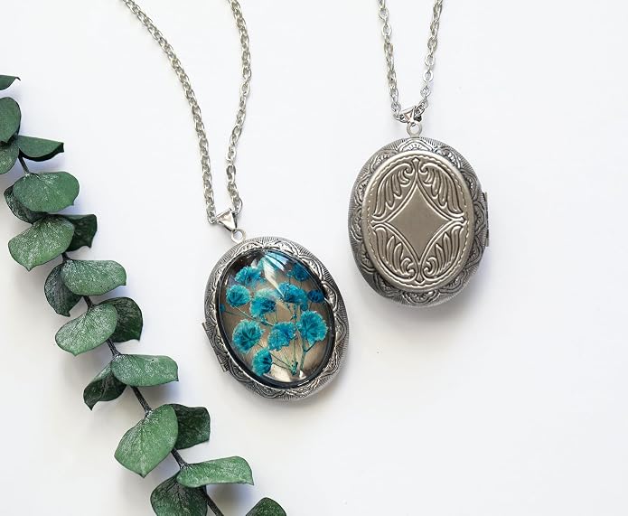 Handmade Oval Shaped Photo Locket with dried Pressed Flowers Locket pendant Necklace