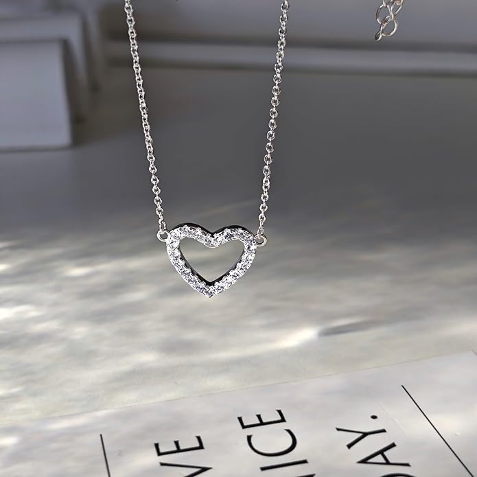 HERIER Cute Heart Necklace Dainty 18k Gold Plated Tiny Heart Pendant Choker Necklaces Small Gold Love Open Heart Chain Necklace for Women Simple Gold Necklace for Women Trendy Jewelry