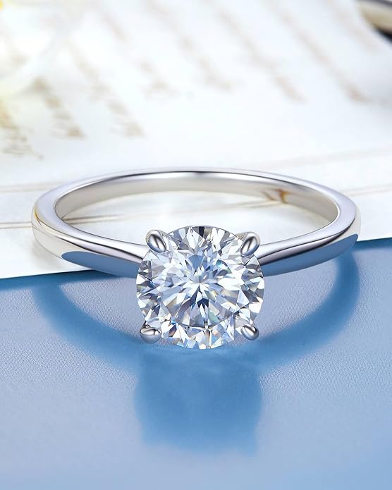 MomentWish Engagement Ring for Women, 1-2 Carats Moissanite Rromise Ring, D Color VVS1 Moissanite Wedding Ring 925 Sterling Silver Solitaire Rings
