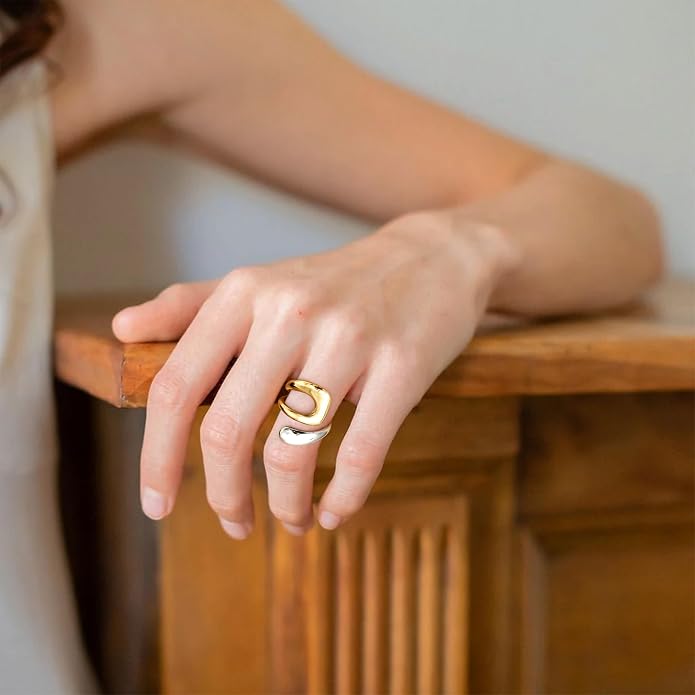 Gelbesty Waterproof Gold Statement Rings for Women, 14K Gold Plated Chunky Open Stackable Rings Non Tarnish Fashion Adjustable Stainless Steel Pinky Knuckle Signet Vintage Ring Jewelry Size 5-11