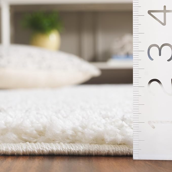 SAFAVIEH Accent Rug 2'3"x4' - Arizona Shag Collection - Scandinavian Design, Ivory & Beige, Plush Thick Pile, Ideal for Bedroom, Nursery, Entryway (ASG743A)
