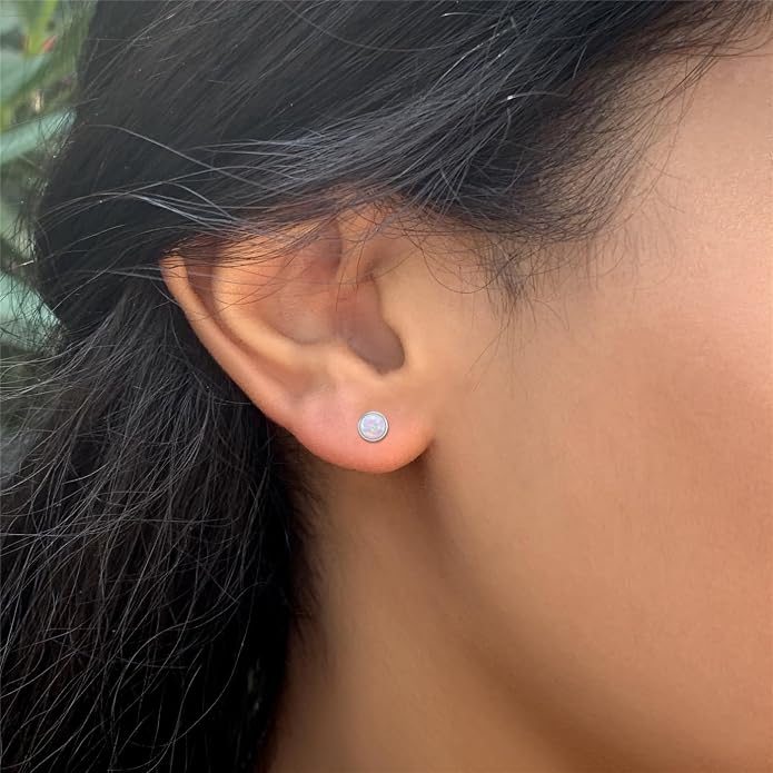 Titanium Earrings for Women Stud Earrings Cubic Zirconia Dainty Screw Flat Back Hypoallergenic Earrings for Women for Multiple Cartilage Helix Conch Tragus Piercing Jewelry for Sensitive Ears
