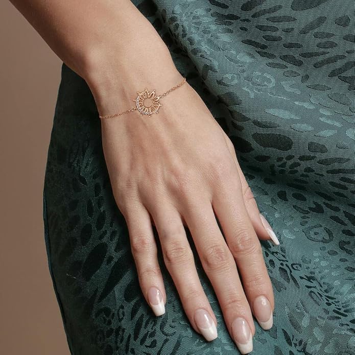LOYATA Gold Bracelet Gold 14K Gold Filled Dainty Chain Simple Jewelry Gift for Women