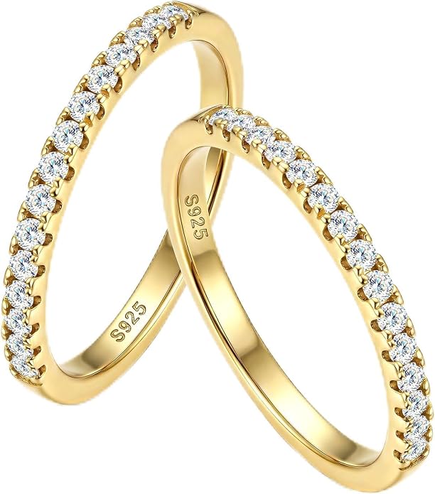 GEMQUEEN 2Pcs Moissanite Rings for Women : 18K White Gold Plated 925 Sterling Silver Engagement Ring Eternity Wedding Band Dainty Moissanite Stackable Jewelry Set D Color VVS1 Clarity Size 4-10