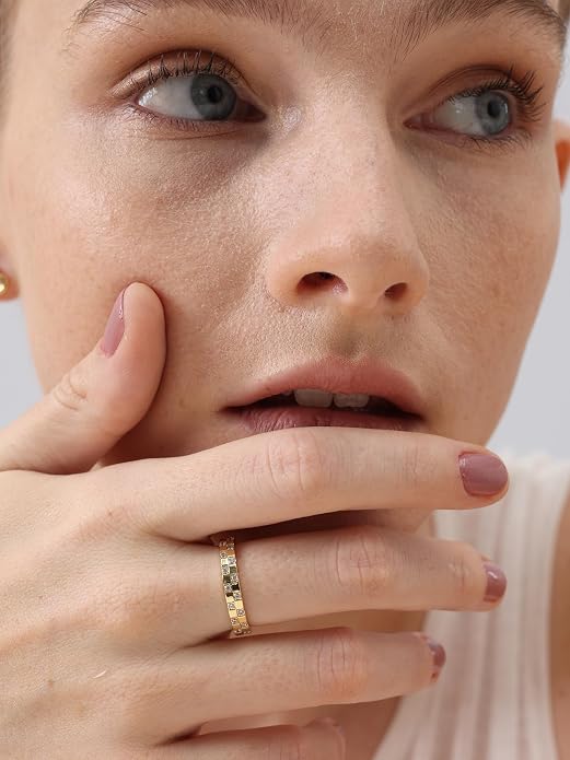 FRUMOS Gold Wedding Rings For Women,14k Stackging Rings Non Tarnish,Chain Cz Promise Rings,Wedding Band,Valentines Mother Christmas