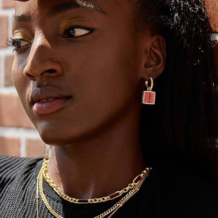 FRUMOS 18K Gold Plated Chunky Hoop Earrings for Women Fashion Thick Gold Hoops Set Jewelry for Birthday Christmas Gifts