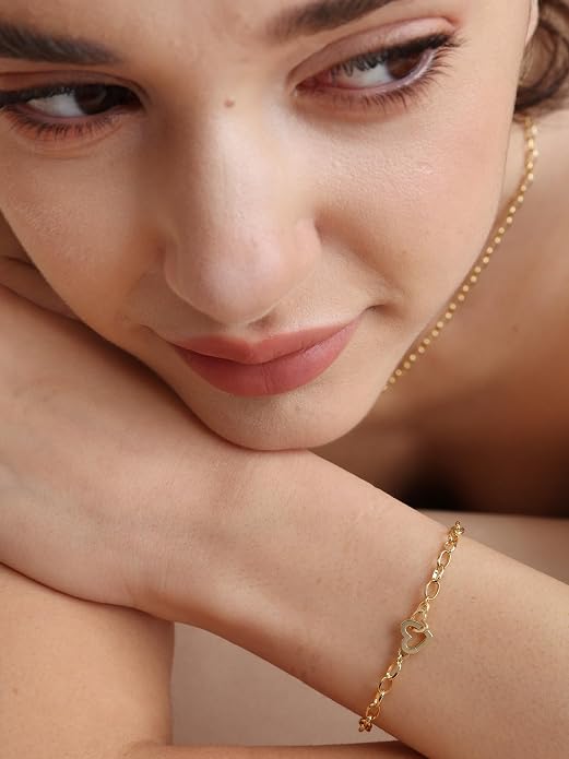 FRUMOS 18K Gold Plated Brass Bracelet for Women, Dainty Adjustable Chain Bracelet, Hypoallergenic Fashion Jewelry for Daily Wear