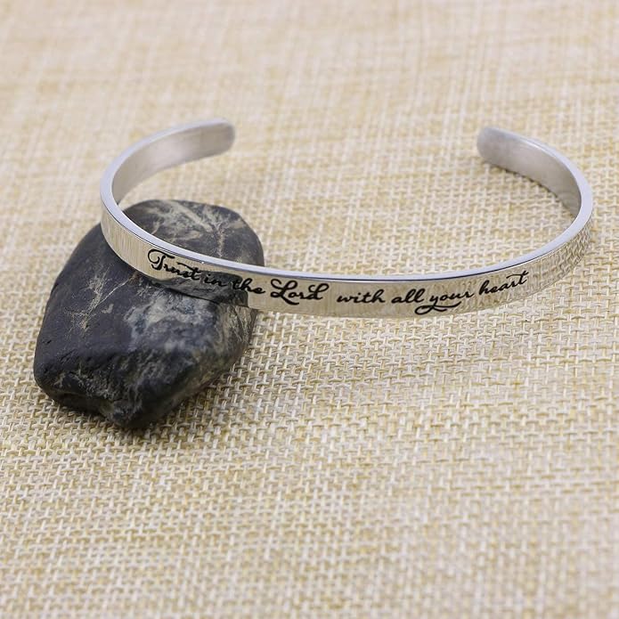 Memgift 𝐂𝐡𝐫𝐢𝐬𝐭𝐢𝐚𝐧 𝐁𝐫𝐚𝐜𝐞𝐥𝐞𝐭𝐬 for 𝐖𝐨𝐦𝐞𝐧 Inspirational Gifts Bible Verse Religious Faith Jewelry Cuff Bracelet Mothers Day Christmas Birthday Jewelry for Her Mother Daughter