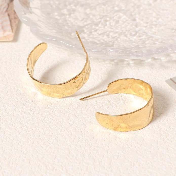 18K Gold Plated Hoop Earrings for Women Chunky Huggie Earrings Minimalist Gold Jewelry Valentine's Day Gift for Girlfriend Wife