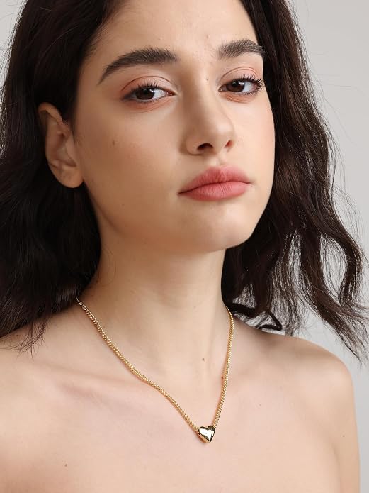 FRUMOS Gold Plated Necklace for Women, Dainty Layered Chain Necklace, Fashion Jewelry for Daily Wear