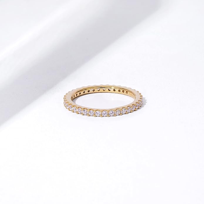 Amazon Essentials Platinum or Gold Plated Sterling Silver All-Around Band Ring set with Round Infinite Elements Cubic Zirconia