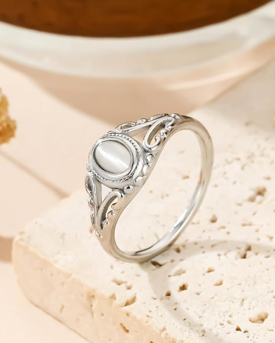 YeGieonr Non Tarnish Gold Signet Rings for Women - Waterproof 18K Gold Plated Stainless Steel Pearl Ring, Statement Ring for Everyday Wear