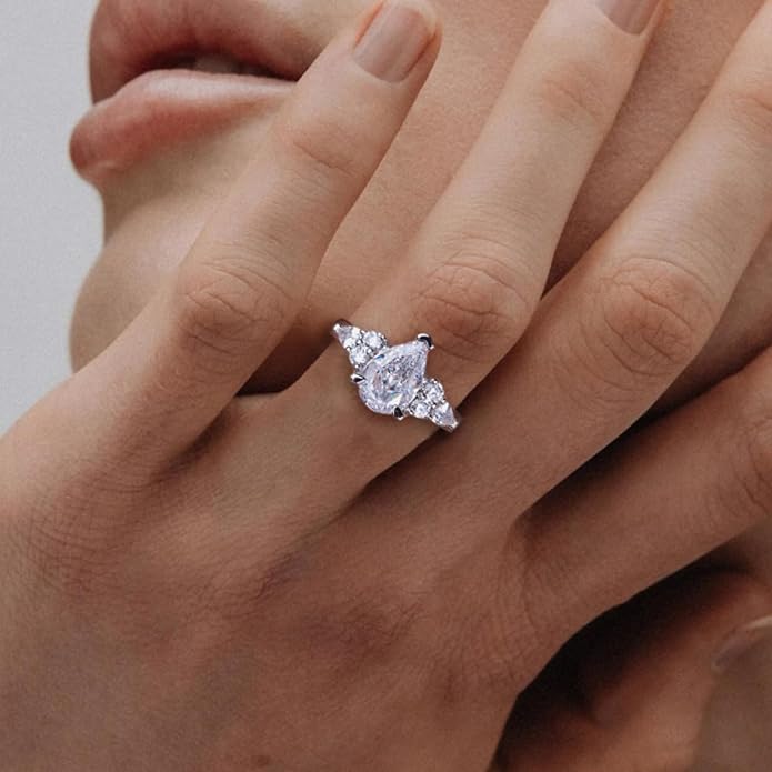 3ct-7ct Cubic Zirconia 3 Stones Engagement Rings 5A Grade Simulated Diamond Cushion Cut/Emerald Cut/Asscher Cut/Heart Cut CZ Anniversary Promise Wedding Rings for Women
