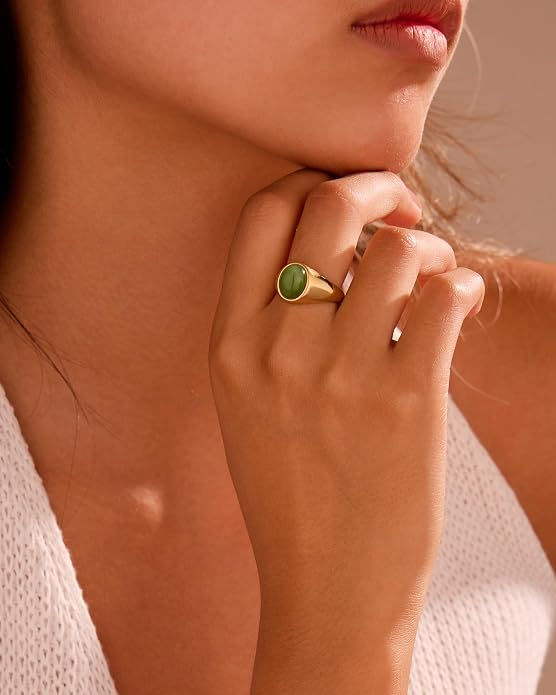 YeGieonr Gold Signet Rings for Women Non Tarnish Gold Rings, Waterproof Gemstones Statement Ring, 18K Gold Plated Stainless Steel Gem Stone Jewelry Gift for Everyday Wear