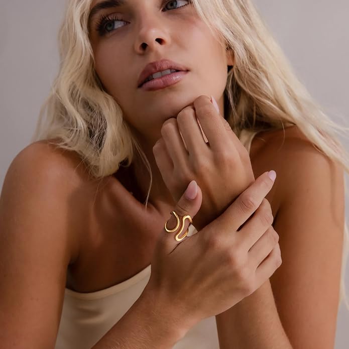 Gelbesty Waterproof Gold Statement Rings for Women, 14K Gold Plated Chunky Open Stackable Rings Non Tarnish Fashion Adjustable Stainless Steel Pinky Knuckle Signet Vintage Ring Jewelry Size 5-11