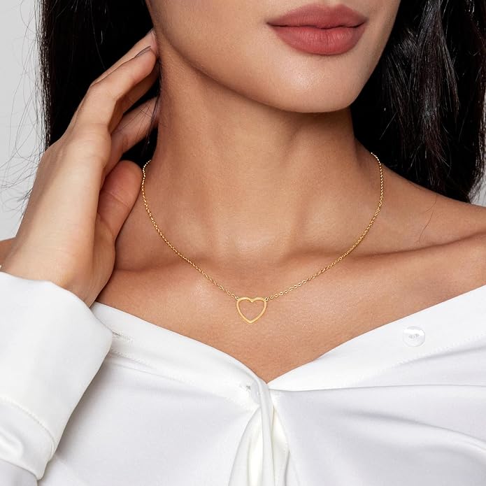 Airmb Heart Necklace for Women Gold/Silver Plated Trendy Heart Choker Lover Pendant Hypoallergenic Fashion Gold/Silver Necklace for Women Love Jewelry Gift for Women Girlfriend