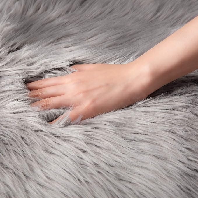 Ashler Faux Fur Rug, Fluffy Shaggy Area Rug Ultra Soft 2 x 3 Feet Sheepskin Fur Rug, Grey Fuzzy Rug Machine Washable Shag Rug, Nursery Decor Throw Rugs for Bedroom, Kids Room, Living Room