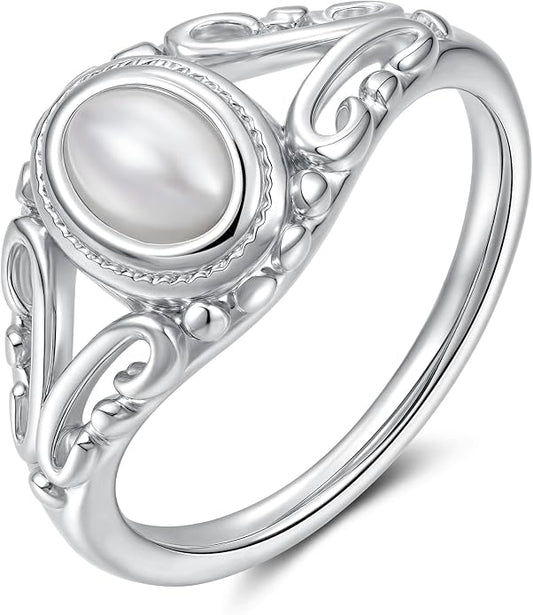 YeGieonr Non Tarnish Gold Signet Rings for Women - Waterproof 18K Gold Plated Stainless Steel Pearl Ring, Statement Ring for Everyday Wear