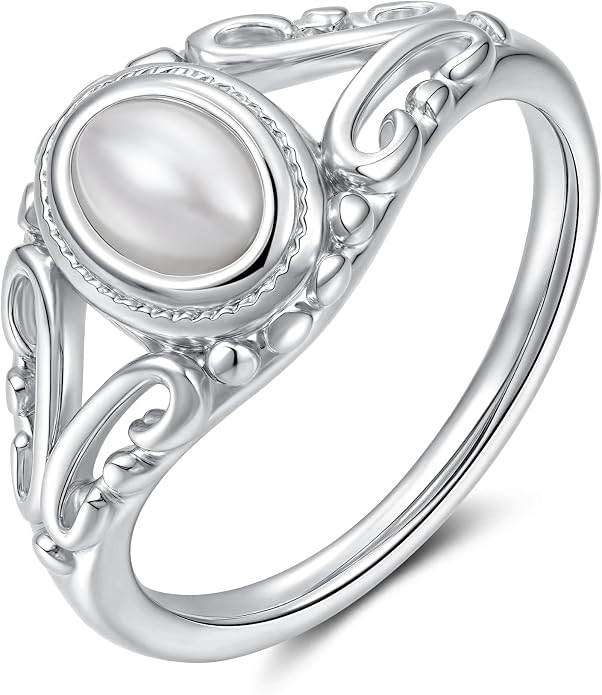 YeGieonr Non Tarnish Gold Signet Rings for Women - Waterproof 18K Gold Plated Stainless Steel Pearl Ring, Statement Ring for Everyday Wear