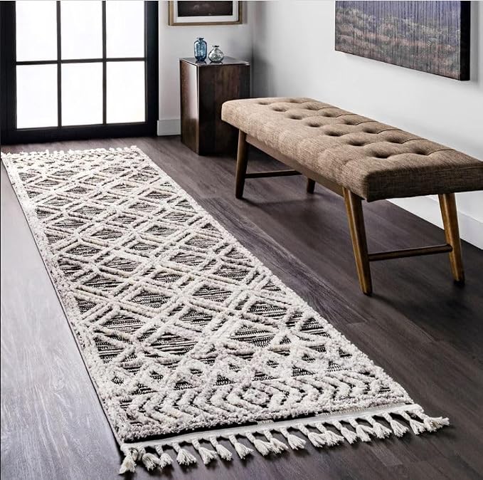 nuLOOM 5x8 Ansley Moroccan Tassel Area Rug, Light Grey, High-Low Textured Bohemian Design, Plush High Pile, Stain Resistant, For Bedroom, Living Room, Hallway, Entryway