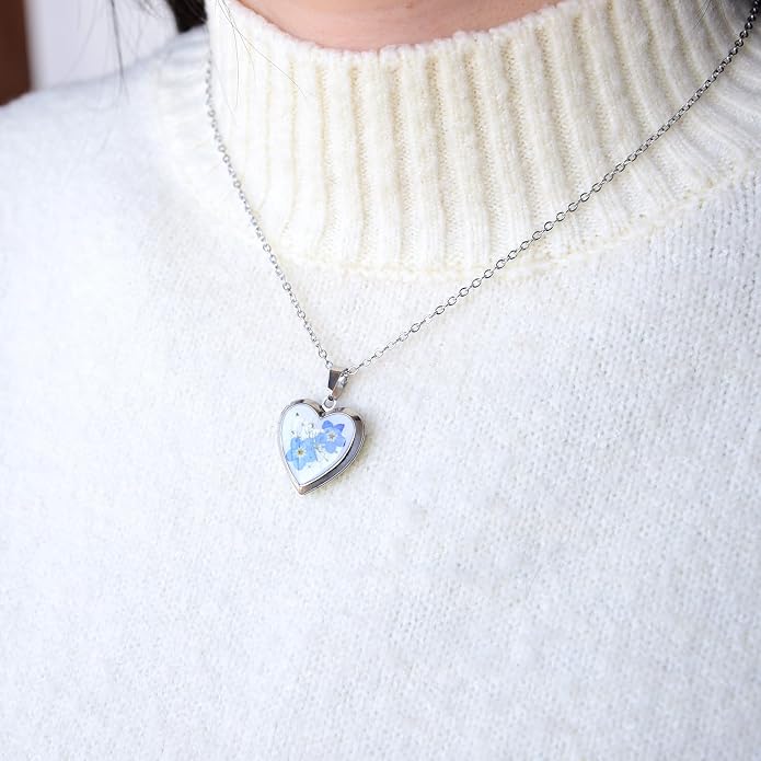 Heart Locket Necklace That Holds Pictures Pressed Flower Photo Locket Pendant Necklace for Girl Women Gift for Her