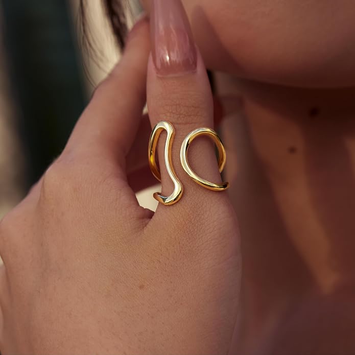 Gelbesty Waterproof Gold Statement Rings for Women, 14K Gold Plated Chunky Open Stackable Rings Non Tarnish Fashion Adjustable Stainless Steel Pinky Knuckle Signet Vintage Ring Jewelry Size 5-11